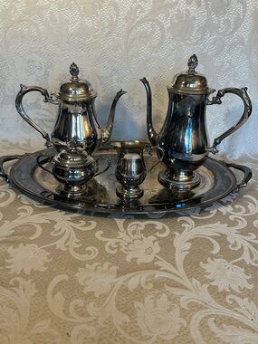 5 piece Oneida Jefferson Hollow-Wear Silverplate with  Serving Tray